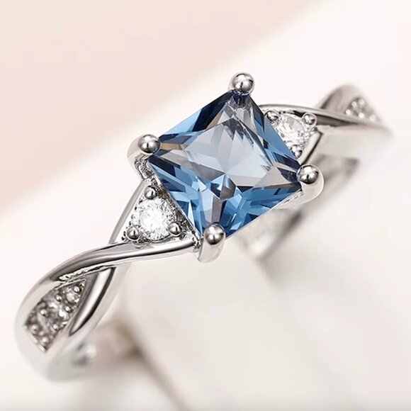 NEW 18k White Gold Blue Sapphire Princess Cut Diamond Ring - Picture 1 of 6